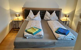Sunside Apartments